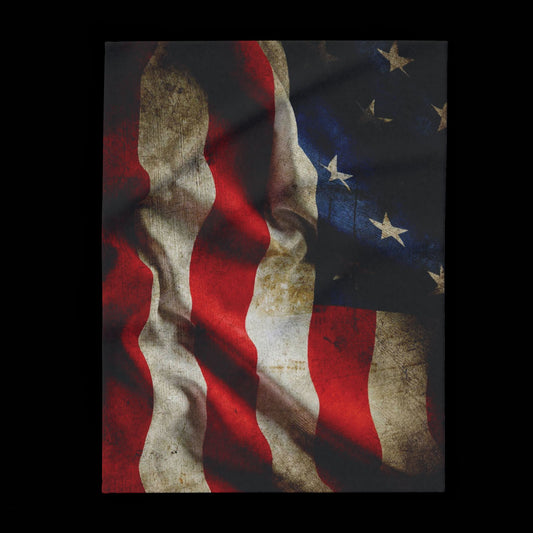 Vintage American Flag Fleece Blanket — Rustic Patriotic Throw for Home & Holidays